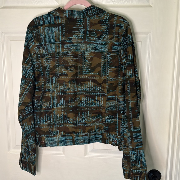 Kaulua’e Jacket. Camo. Fits like an XL - Picture 5 of 5